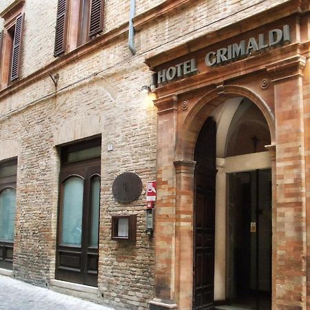 Hotel Grimaldi Treia Eksteriør bilde