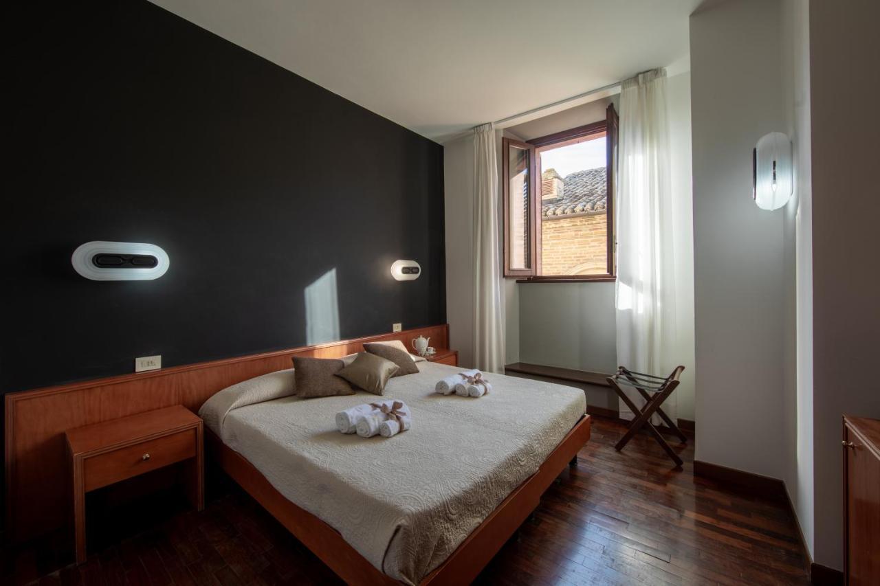 Hotel Grimaldi Treia Eksteriør bilde