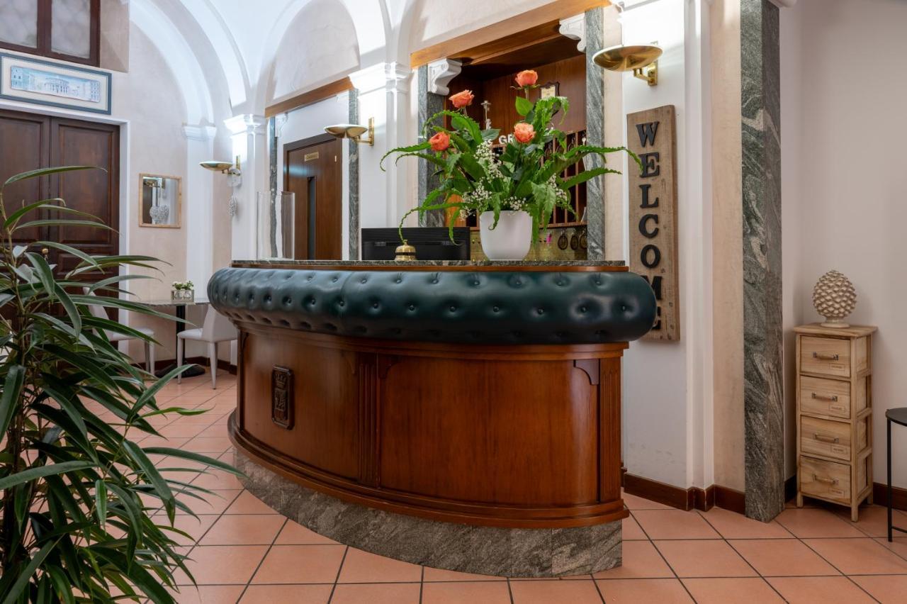Hotel Grimaldi Treia Eksteriør bilde