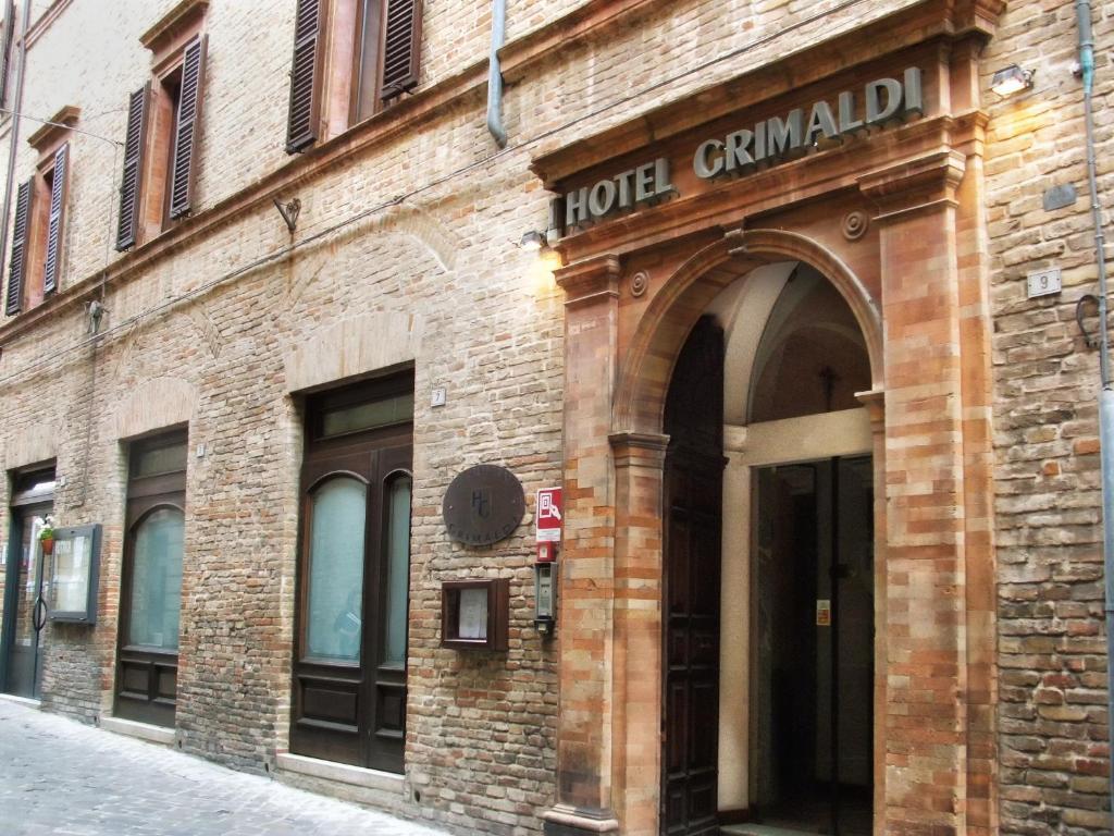 Hotel Grimaldi Treia Eksteriør bilde